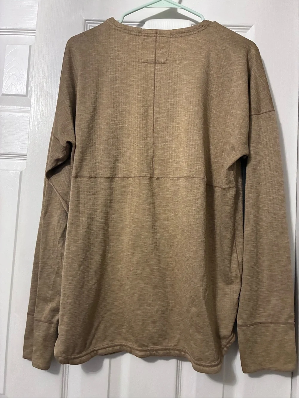 Nike Yoga Dri-FIT  long sleeve size M Sandalwood